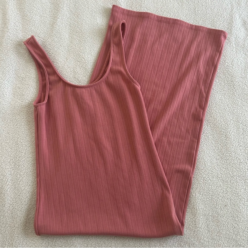 Forever 21 Pink Ribbed Maxi Dress